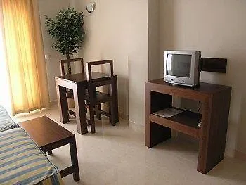 Apartamentos Turisticos Anoreta Rincon de la Victoria Apartment