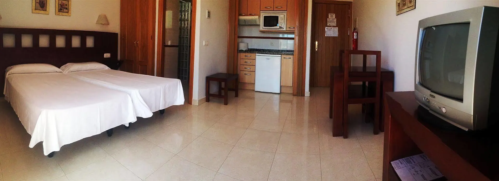 Apartamentos Turisticos Anoreta Rincón de la Victoria Daire